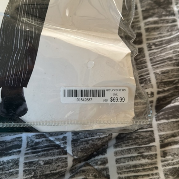 Jack Skellington Suit - Picture 2 of 4